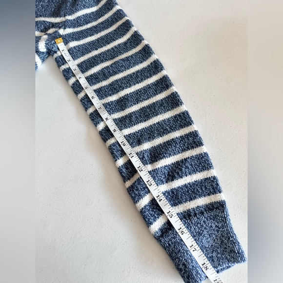 GAP Men’s Breton Blue and White Crewneck Sweater Nautical Stripes size Large - Picture 8 of 13